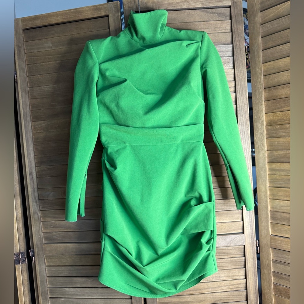 Alex Perry Vibrant Green Long Sleeve Dress